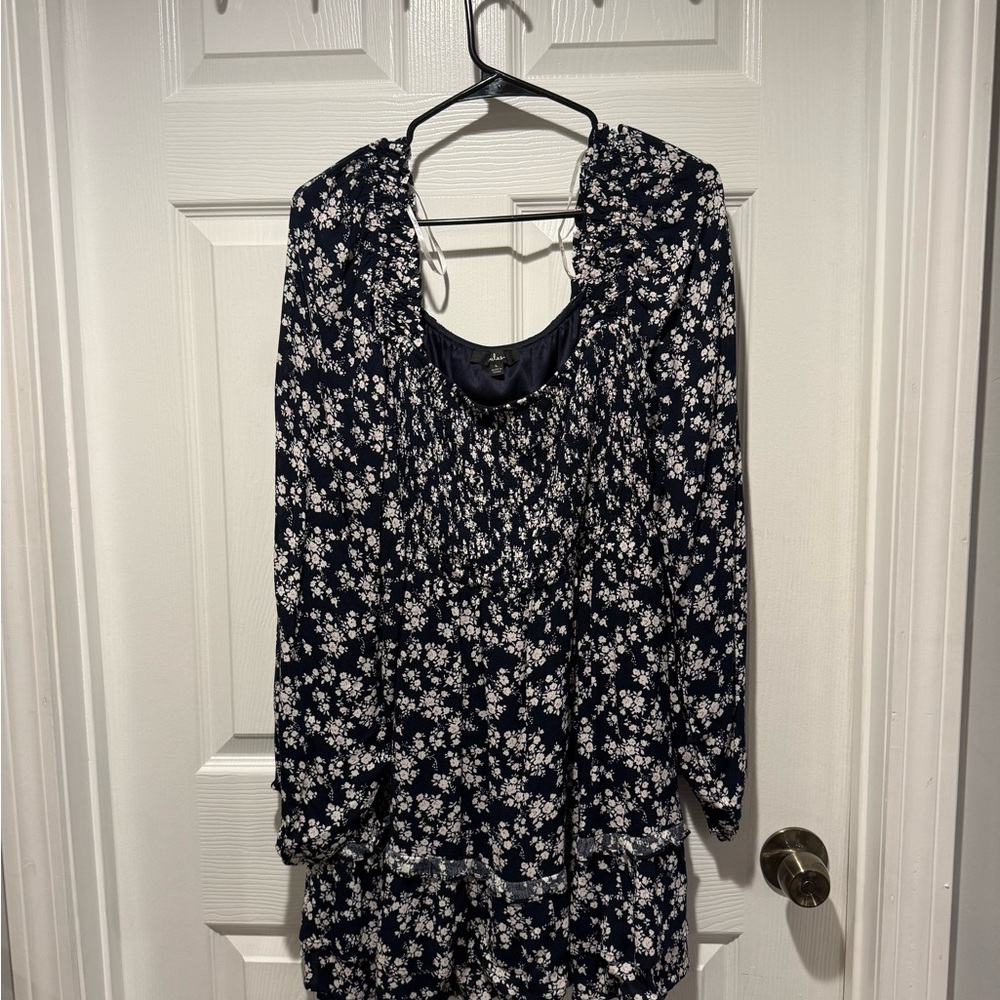 Lulu's Navy Blue Blouse